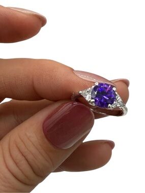 RS Covenant 925 Silver Ring with Vibrant Purple CZ Stone- Size 6